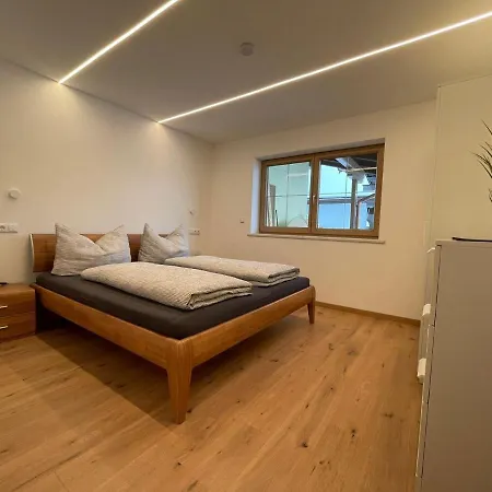 Tiroler Hoamatgfuehl بوخن